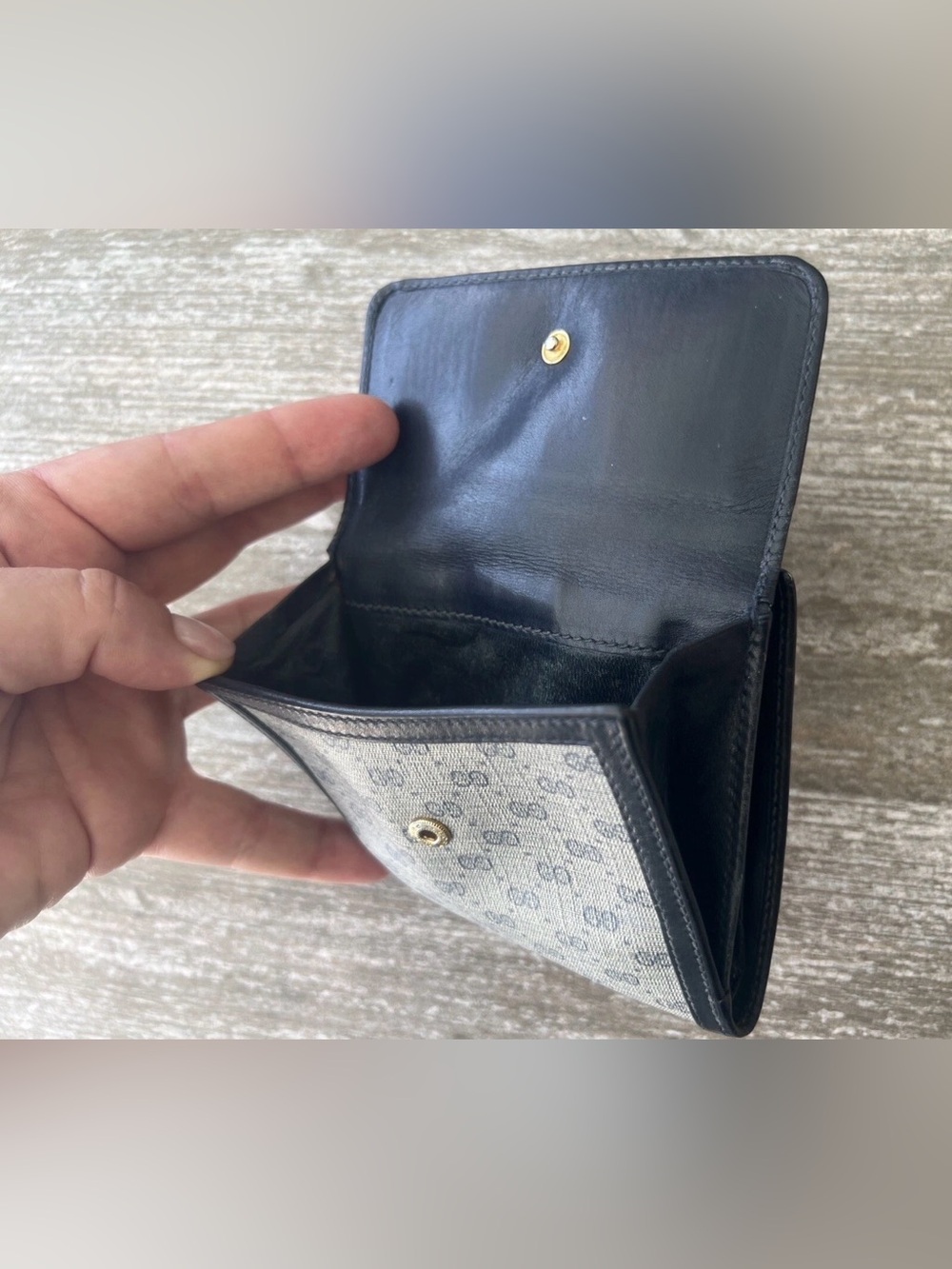 Gucci Navy and Beige Canvas Wallet with Gold GG Snap - Picture 5 of 10